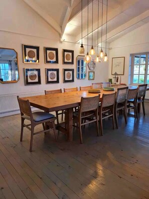 Dining - Gorgeous 6-bedroom country house in charming Los Lagos (Los Lagos)