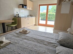 1 多间卧室、WiFi、床单