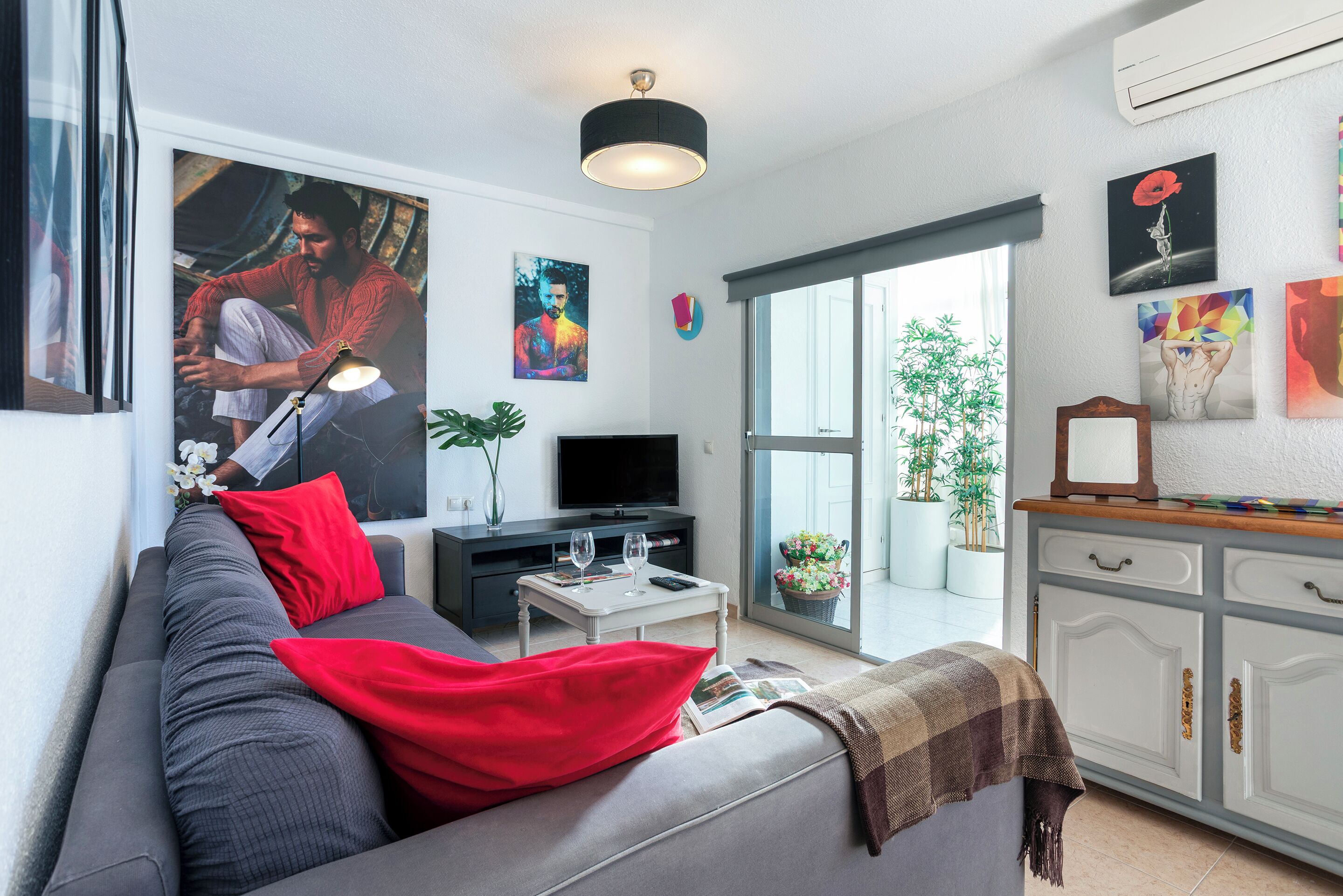 Apartamento, vista para a cidade | Área de estar