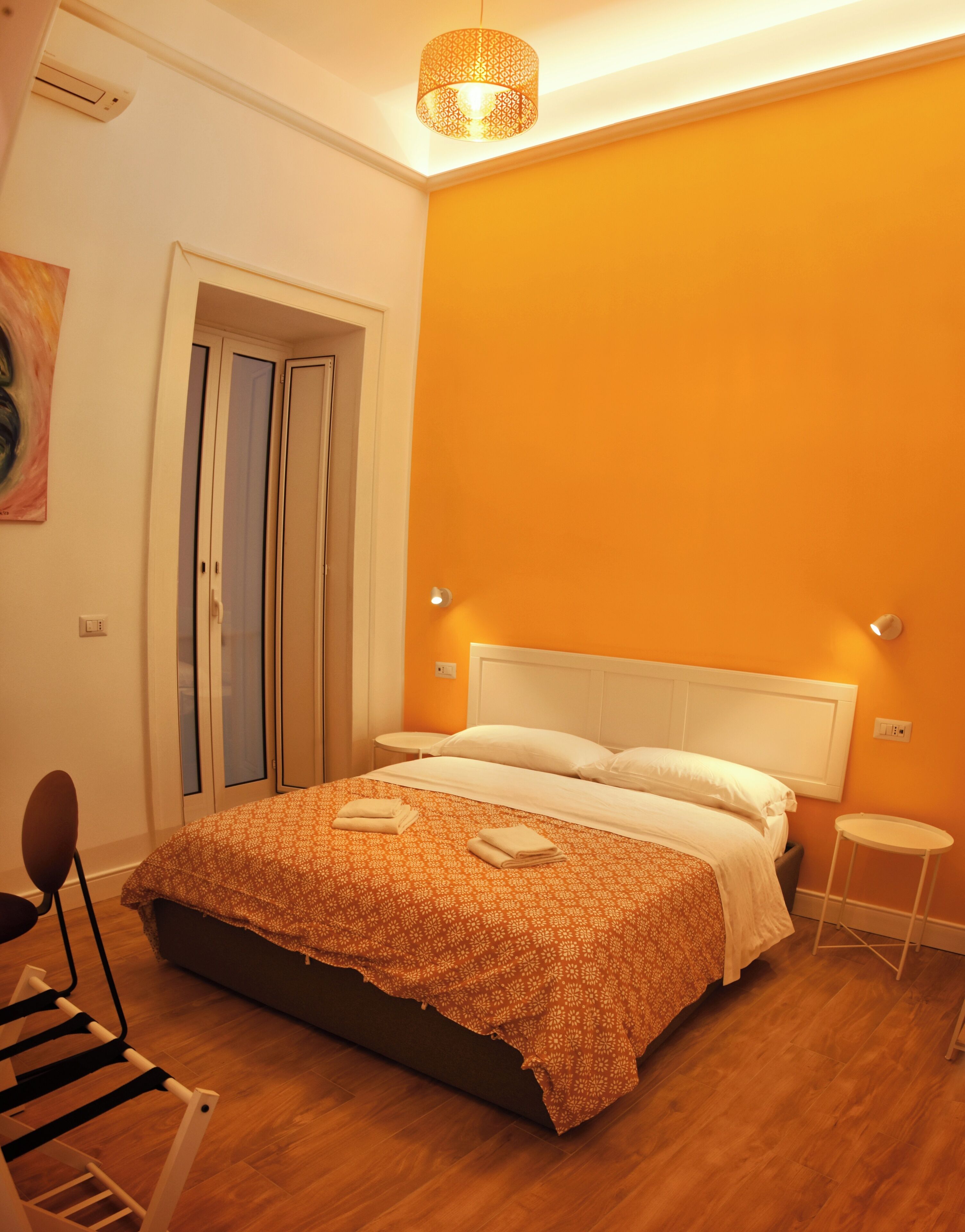 Classic Double Room, 1 Queen Bed, Non Smoking, Private Bathroom | Minibar, desk, laptop workspace, free WiFi