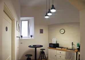 Dining - Centro Storico Rooms (Napoli)