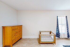 House, Multiple Beds, Patio, Garden View (Tropical Haven Retreat) | Interior - Tropical Haven Retreat (Palm Bay)