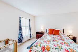 하우스, 침대(여러 개), 파티오, 정원 전망 (Tropical Haven Retreat) | 4 개의 침실, 각각 다른 스타일의 인테리어, 각각 다르게 가구 비치, 침대 시트