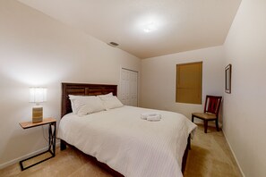 3 habitaciones, decoración personalizada y muebles diferentes 