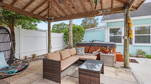 Talo, useita sänkyjä, pääsy uima-altaalle (Lakehouse Sunsets) | Näkymä huoneesta