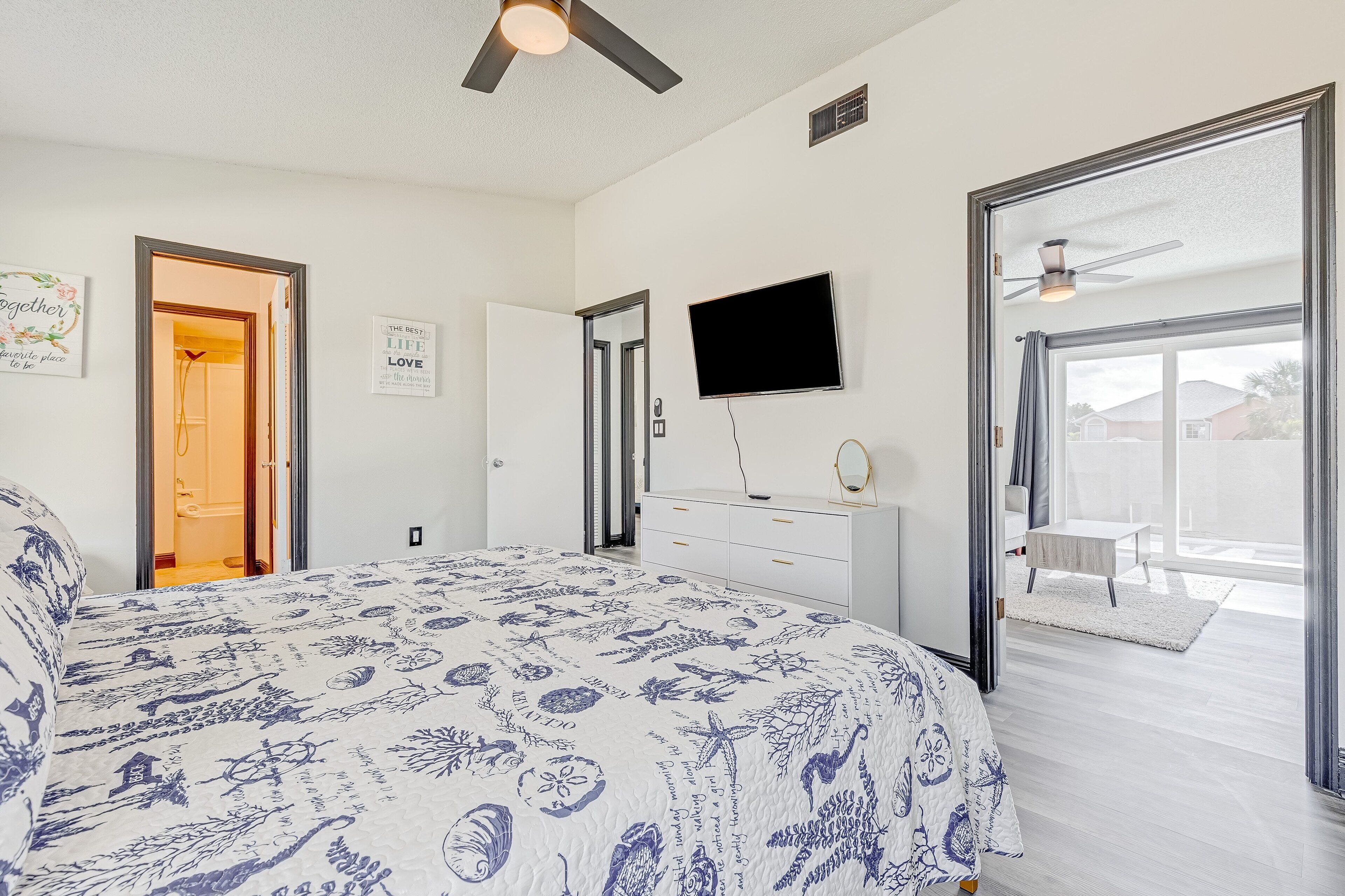 House, Multiple Beds, Patio, Garden View (Paradise Dream Vacations #1) | 3 bedrooms, individually decorated, individually furnished, bed sheets