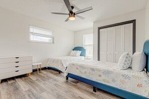 House, Multiple Beds, Patio, Garden View (Paradise Dream Vacations #1) | 3 bedrooms, individually decorated, individually furnished, bed sheets - Paradise Dream Vacations #1 (Indialantic)