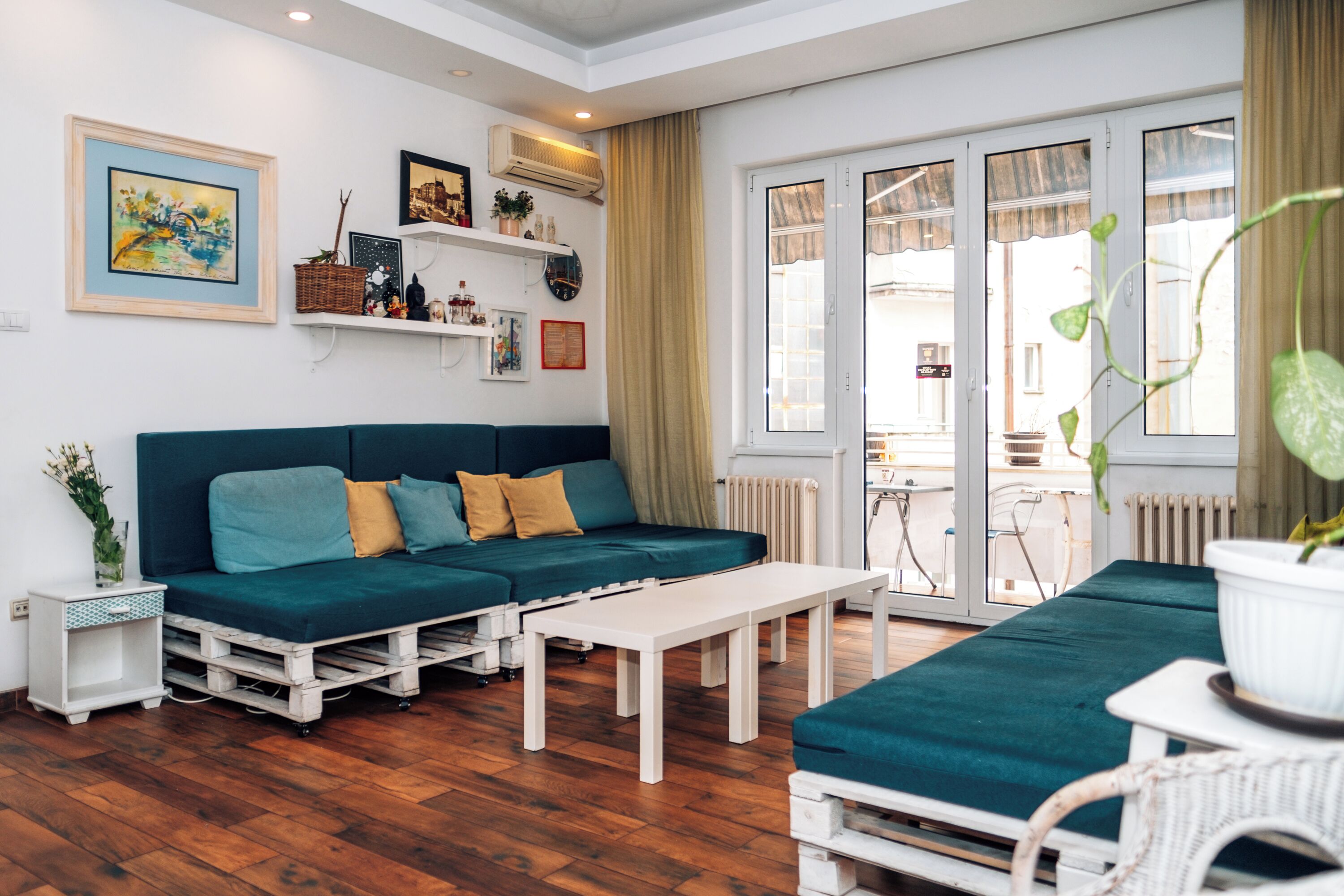 Spacious Central 4 Bedroom | 160m2 | 2queen&16single Beds | With Terrace - Belgrado