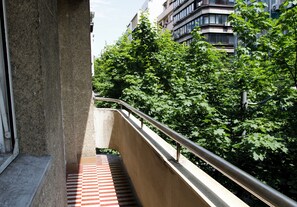 Property grounds - Spacious 160m2, 3 Bedroom apartment in central Belgrade for you comfort (Beograd)