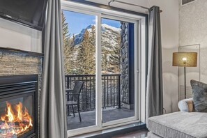 Interior - Amazing Views 1BR Condo w/ Hot Tub + Pool! (Canmore)