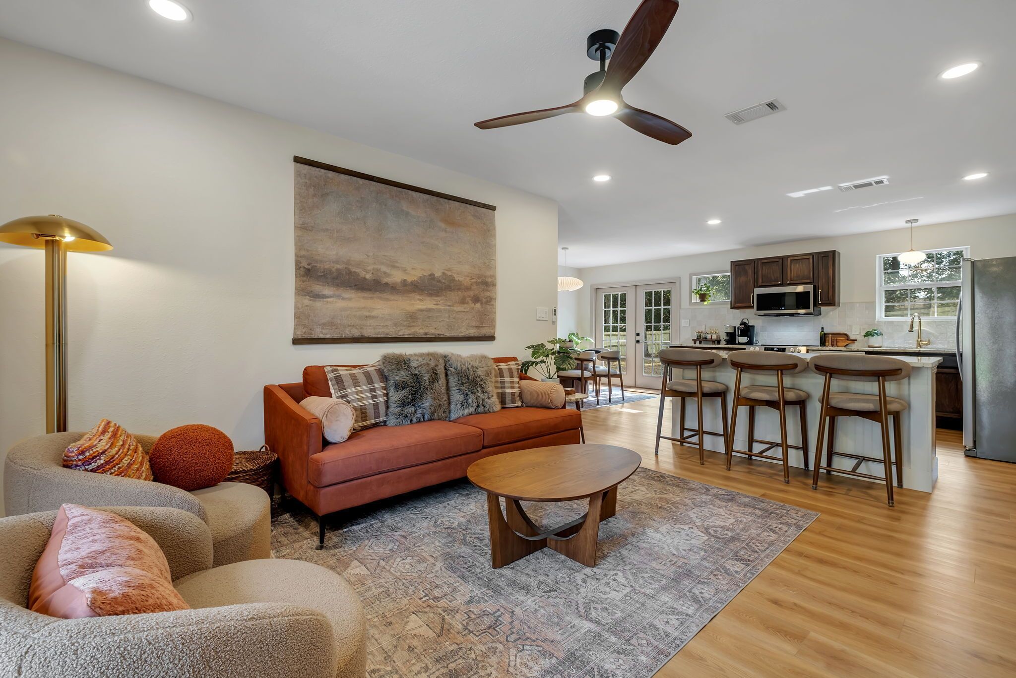 Smart TV, videojuegos, tenis de mesa y libros 