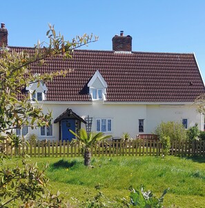Cottage | Exterior - Driftway Stables Retreat (Diss)