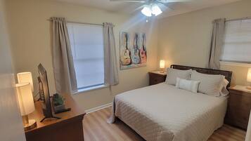 3 chambres, bureau, fer et planche Ă repasser, Wi-Fi gratuit