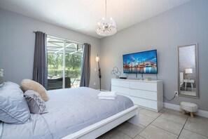 6 chambres, fer et planche à repasser, lit parapluie, Wi-Fi gratuit