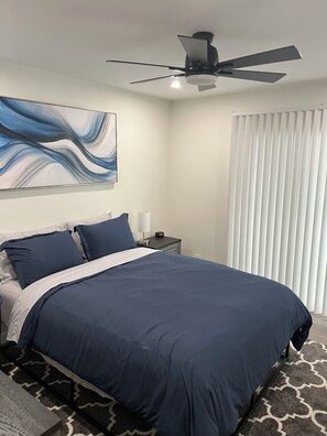 2 bedrooms, iron/ironing board, travel cot, free WiFi - Family-Friendly Scottsdale Condo with Pool - Minutes to Old Town & Attractions (Scottsdale)