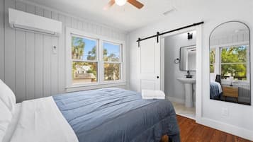 1 slaapkamer, een bureau, een strijkplank/strijkijzer, gratis wifi