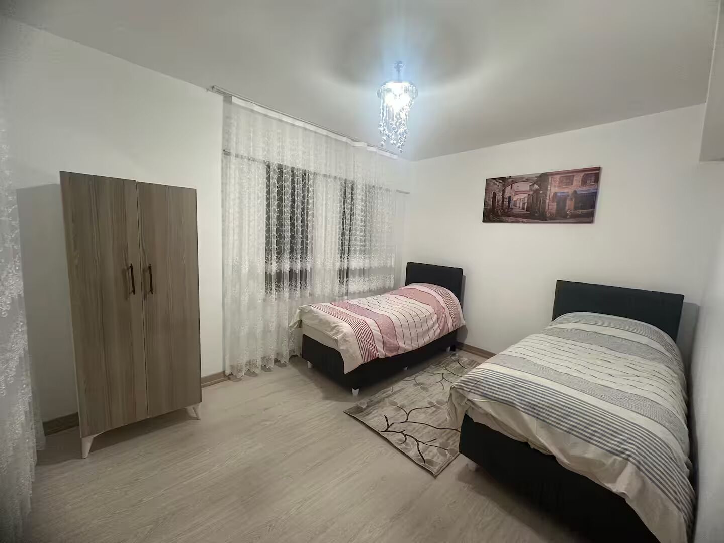 Fer et planche à repasser, Wi-Fi, draps fournis