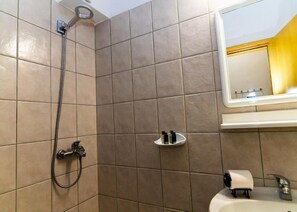 Bathroom - Elation Rooms (Elatochori)