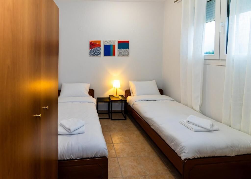 Standard Twin Room, Balcony, Mountain View | Minibar, free WiFi, bed sheets