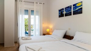 Romantic Twin Room, Balcony, Mountain View | Bar mini, Wi-fi percuma, cadar katil 