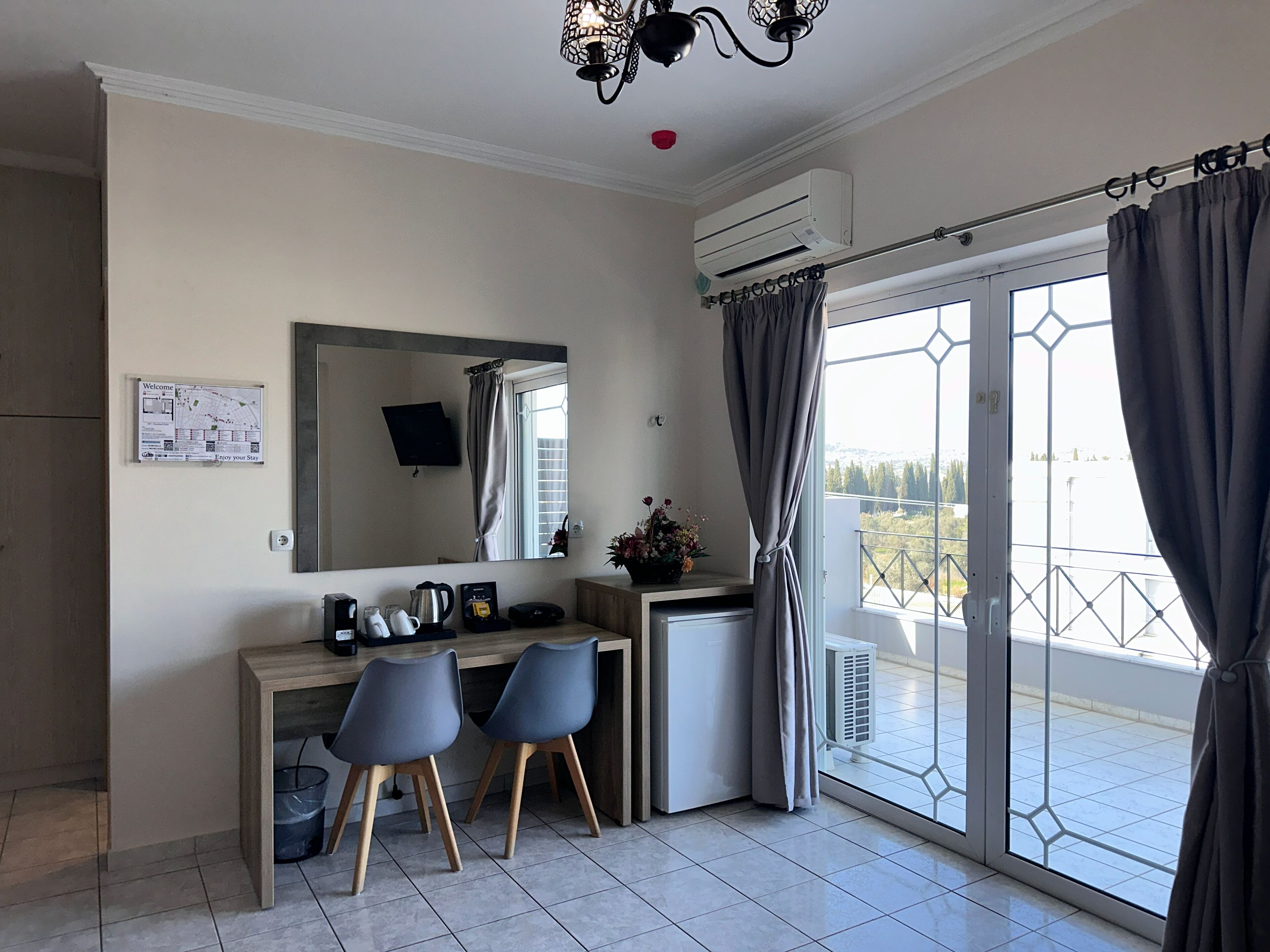 Standard Suite, Balcony