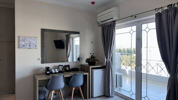 Standard Suite, Balcony