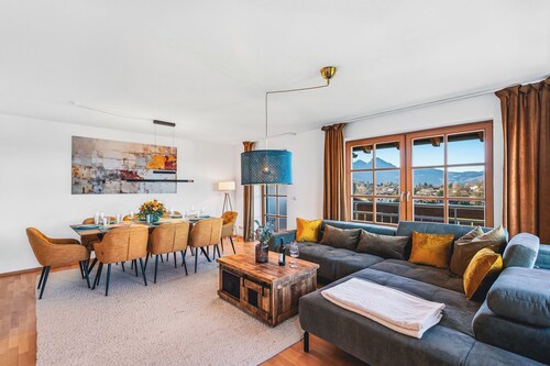 Cloud 7 | fantastic mountain view with style | very spacious