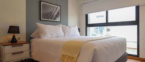 8 soverom, skrivebord, strykejern/-brett og wi-fi