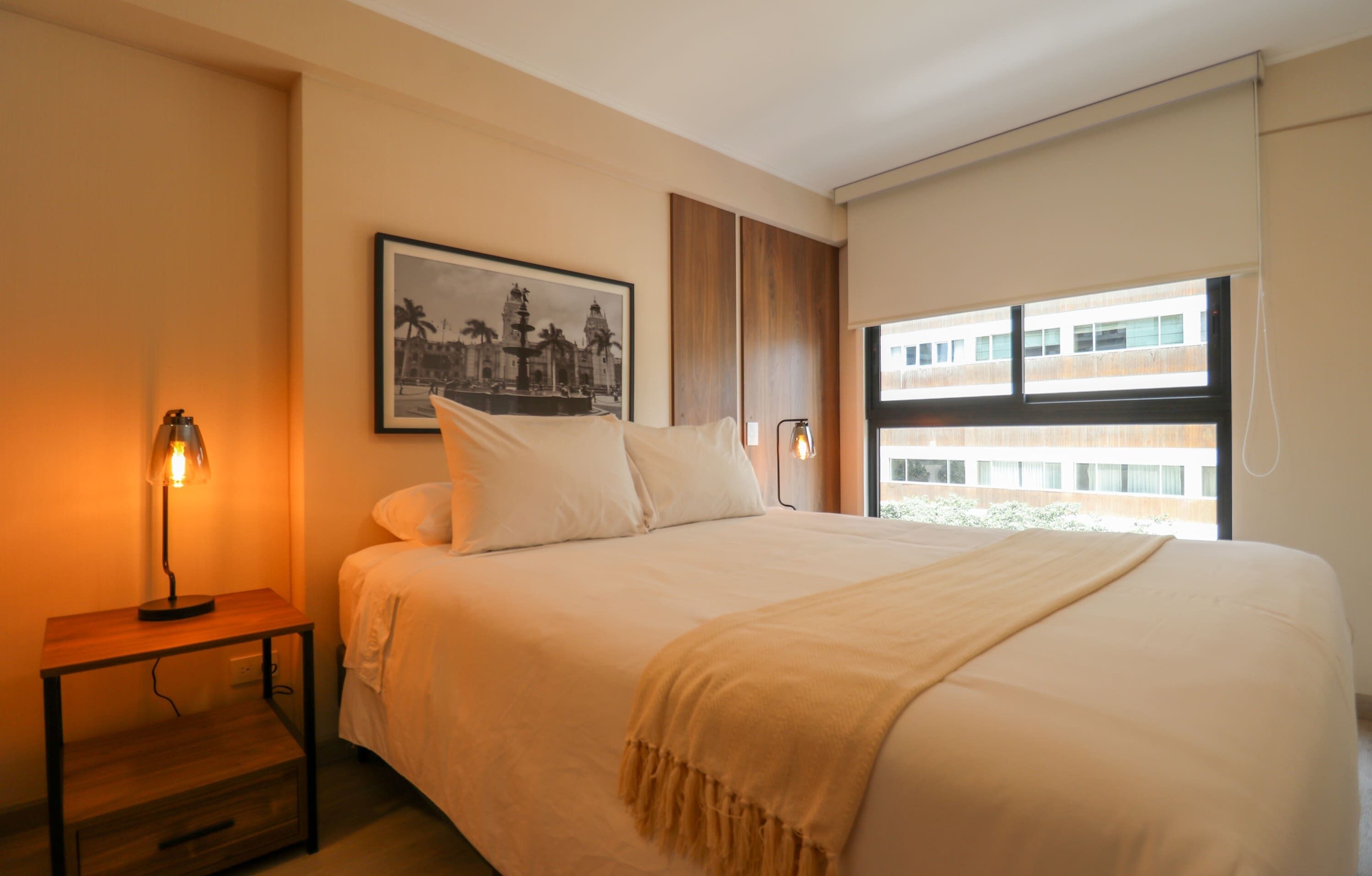 2 bedrooms, desk, iron/ironing board, WiFi