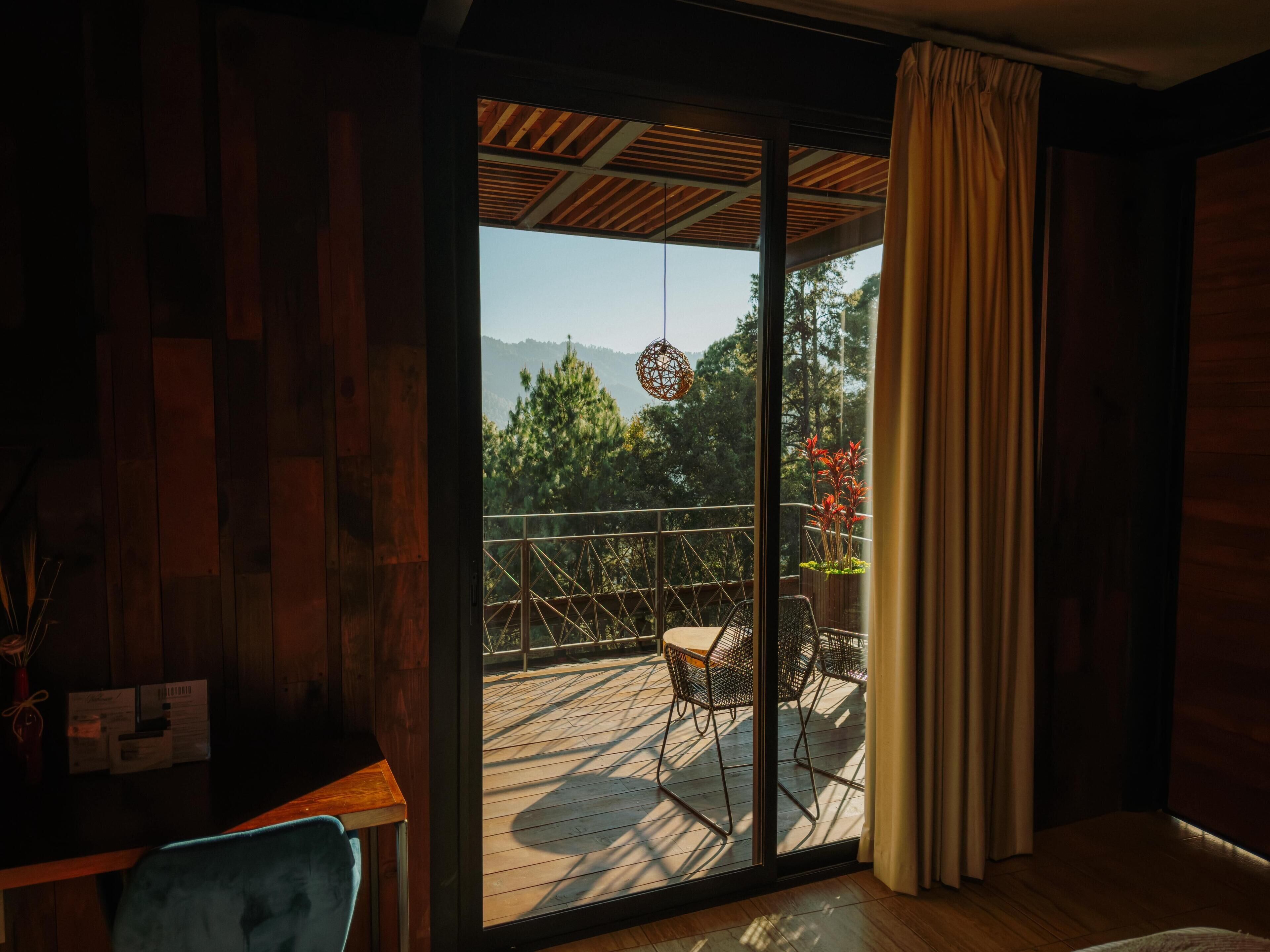 Chambre luxueuse double, balcon, vue sur la montagne | Terrasse/patio