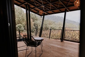 ห้องซูพีเรียดับเบิล, วิวภูเขา | ลานระเบียง/นอกชาน