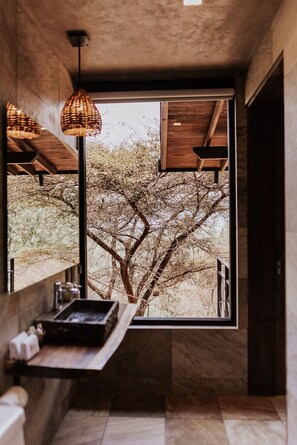 Kamar Double Mewah, balkon, pemandangan gunung | Interior