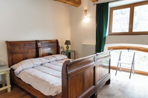 Iron/ironing board, free WiFi, bed sheets - Camera del Castellano - Pescate - Lecco (Lecco)