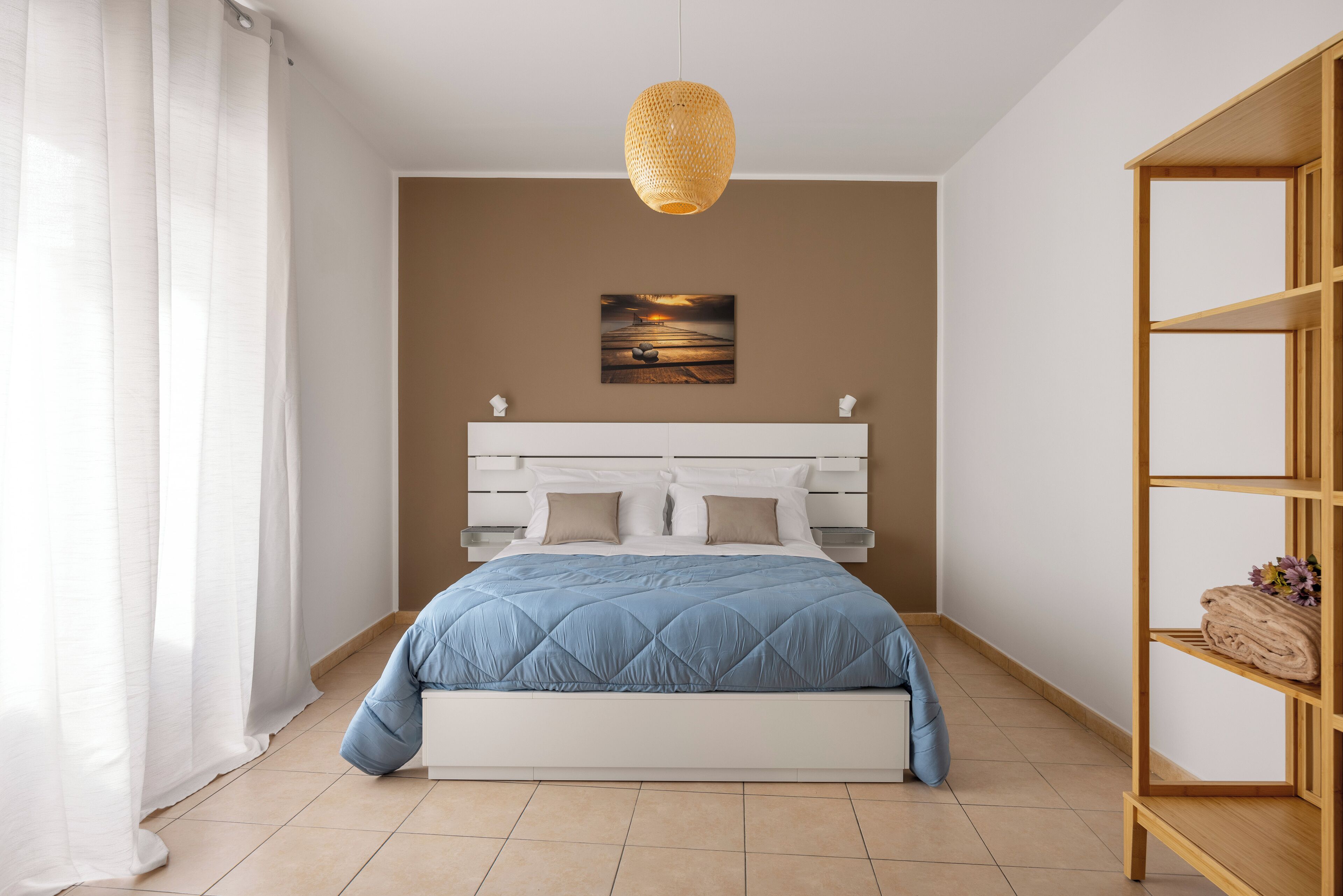 1 slaapkamer, een strijkplank/strijkijzer, reisbedje, gratis wifi