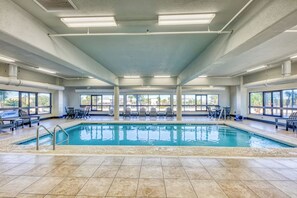 Indoor pool, outdoor pool - Sea for Miles at the Palms 603!
3 BR And 2BA- Sleeps 8 - Beach Views and Access (Orange Beach)