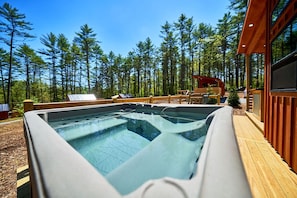 Terrace/patio - Modern Glamping Cabin with Hot tub (Oxford)