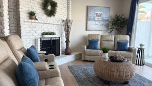 Unclassified image, 2 of 31, button - 3-Bedroom Townhome in Huntington Beach with 1 Bedroom Downstairs (Huntington Beach)