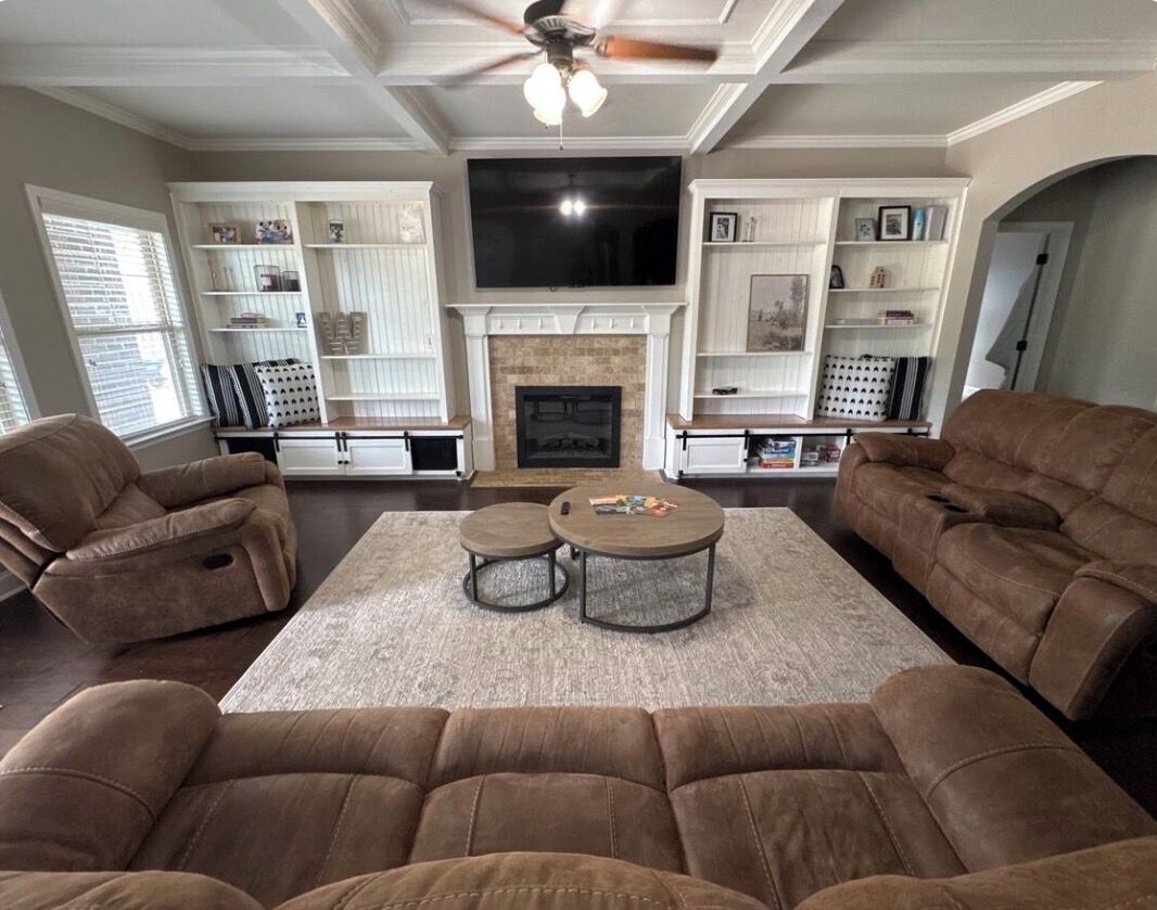 Smart TV, fireplace, video games