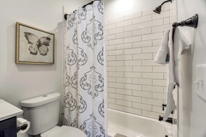 Towels, toilet paper