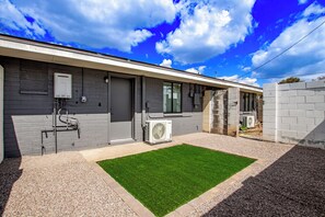 Exterior - Your Home Away From Home — Spacious, Comfortable, and Ready for You (Phoenix)
