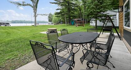 5 BR Family Hangout I Lake Views I Firepit