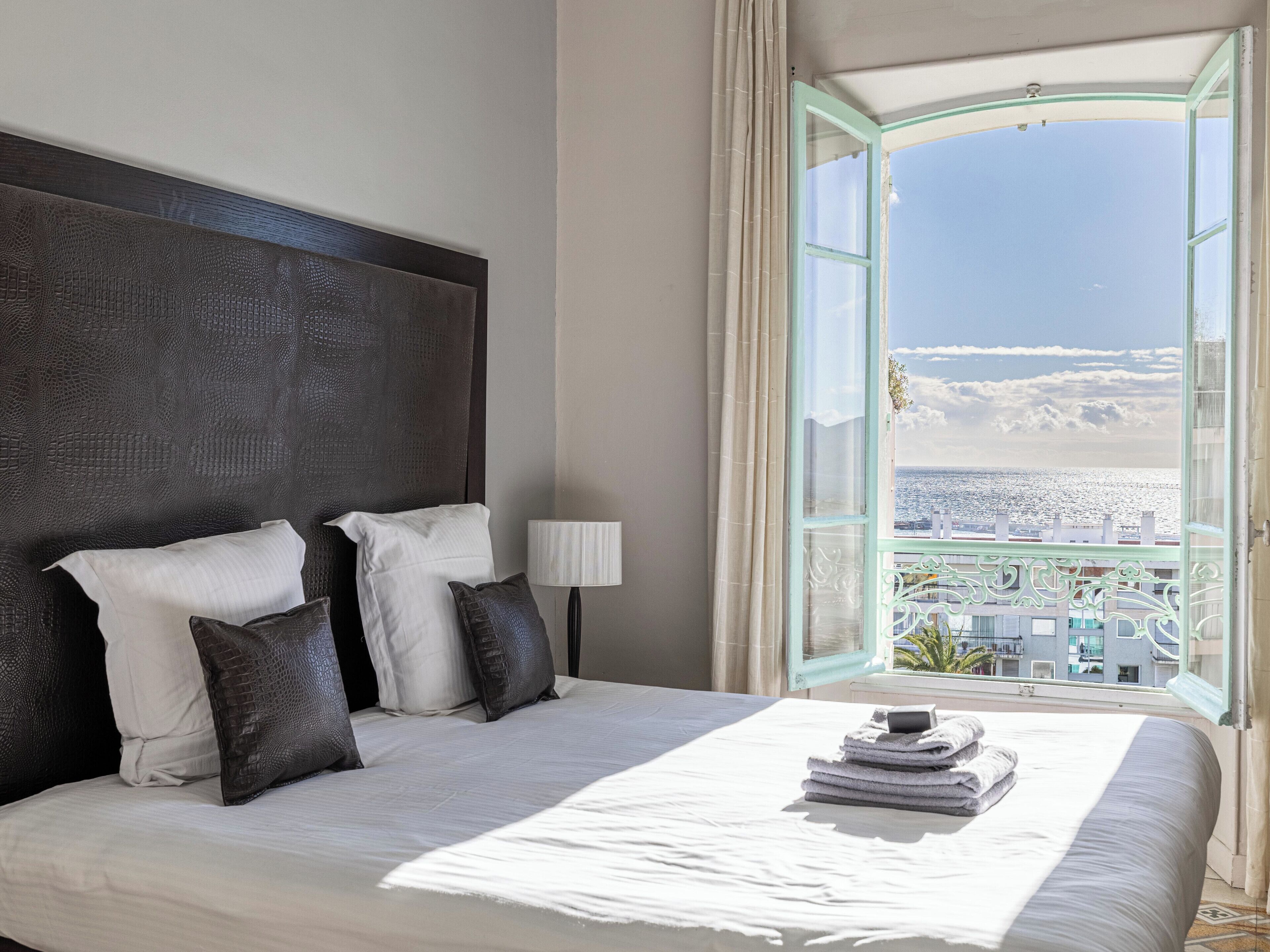 2 slaapkamers, een strijkplank/strijkijzer, wifi, beddengoed