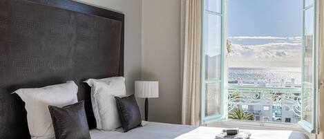 2 slaapkamers, een strijkplank/strijkijzer, wifi, beddengoed