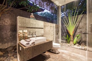 Jabón, shampoo, papel higiénico