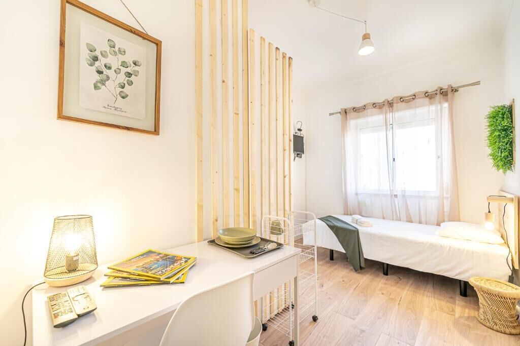 مكواة/لوح كي وواي فاي مجانًا