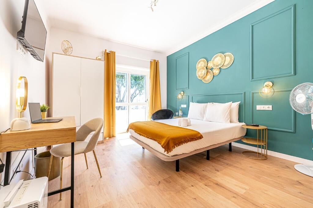 مكواة/لوح كي وواي فاي مجانًا