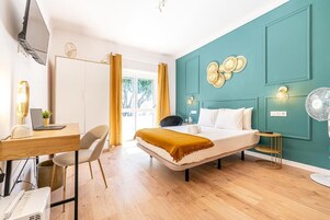 Tabla de planchar con plancha y wifi gratis 