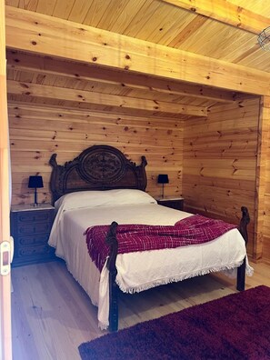 2 bedrooms, free WiFi, bed sheets, wheelchair access