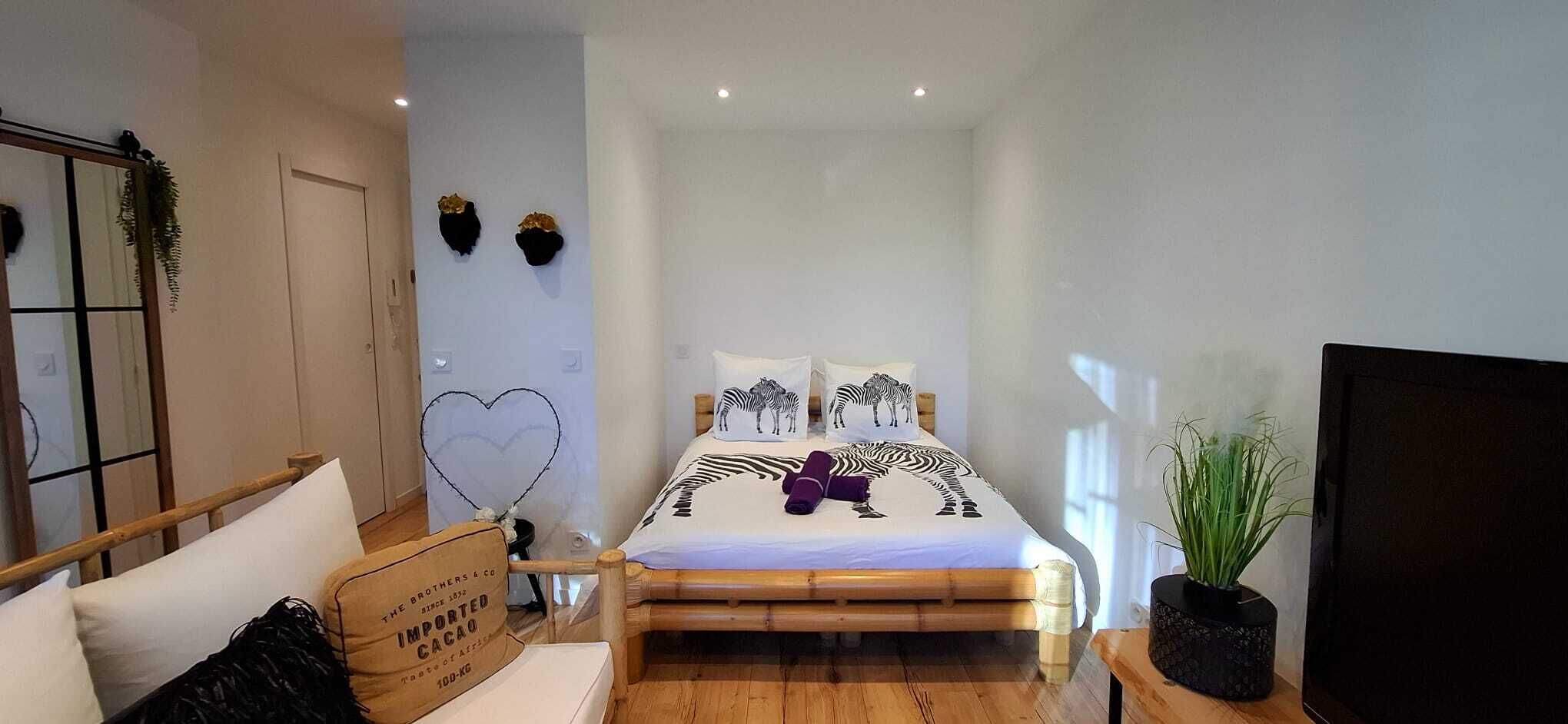 Strykjärn/strykbräda, wi-fi och sängkläder