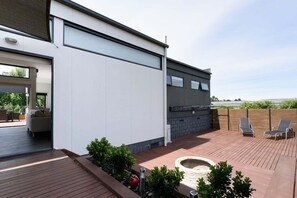 Terrace/patio - Modern Newnham Retreat (Newnham)